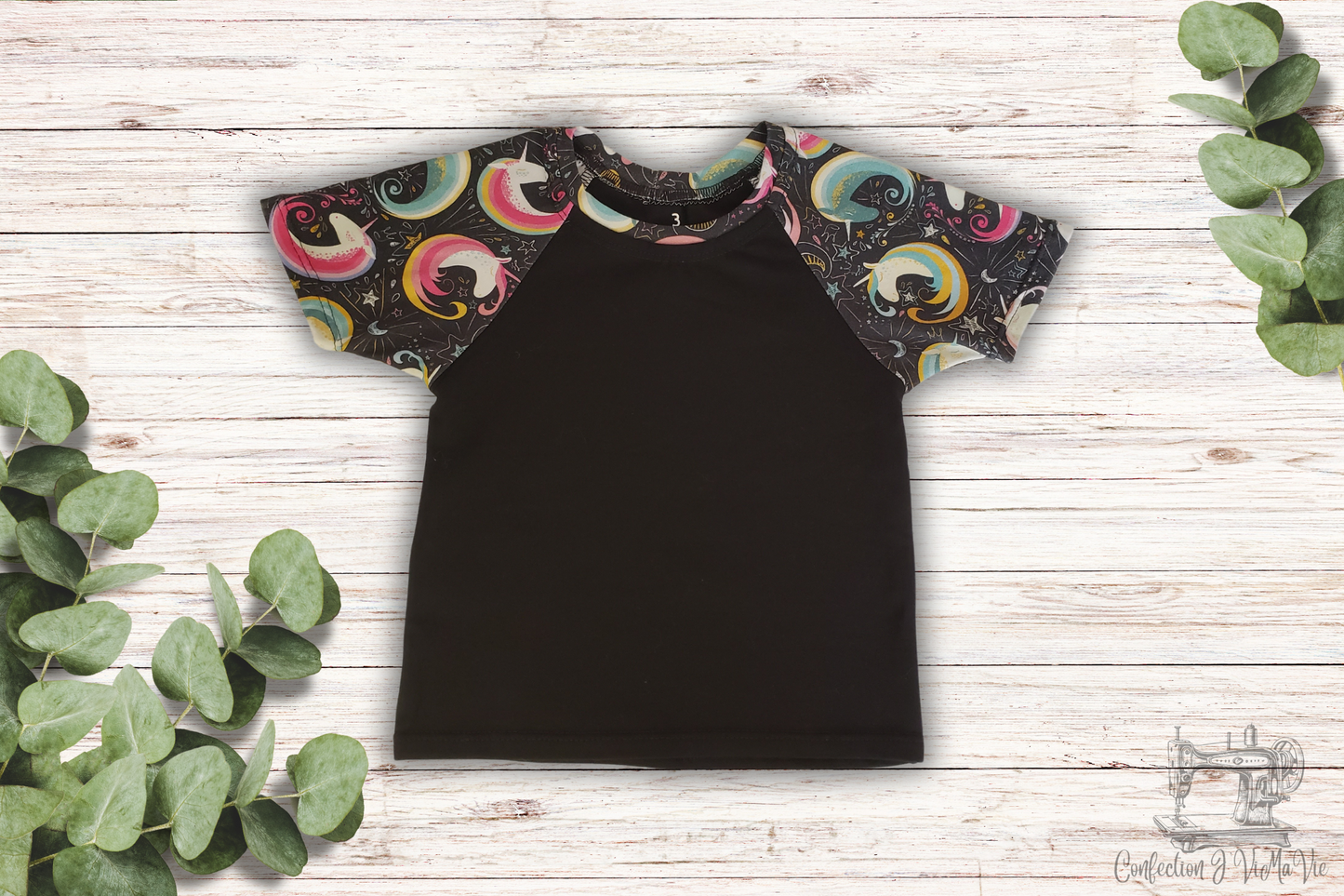 Chandail T-shirt Licorne Multicolore