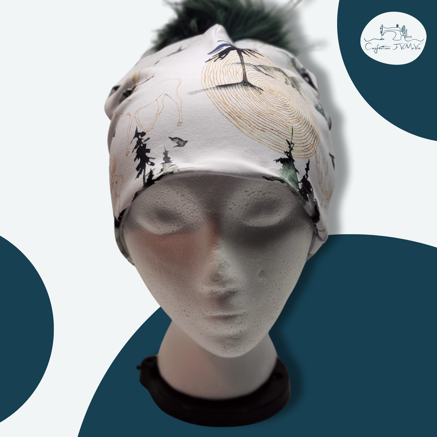 Tuque dans les bois